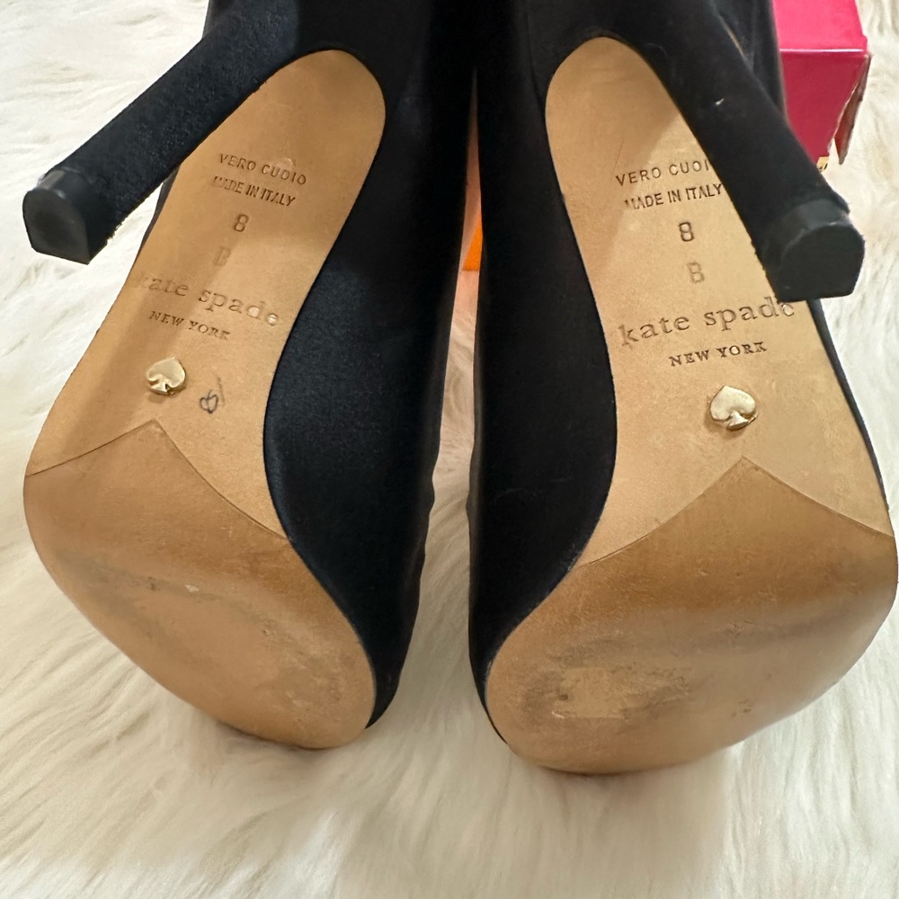 KATE SPADE GRANDE BOW BLACK SATIN PEEP TOE STILETTO HEELS SIZE 8 NARROW NO BOW - Picture 5 of 8